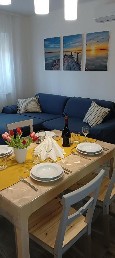 希欧福克David Apartman公寓 外观 照片